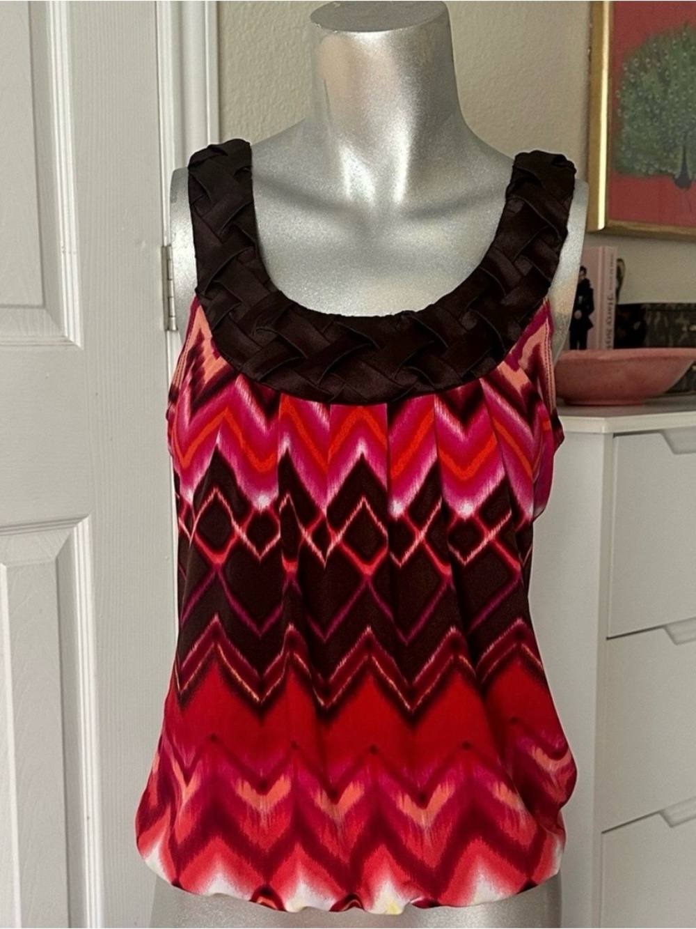 HeartSoul Y2K Brown Pink & Red Chevron Braided Neckline Sleeveless Top